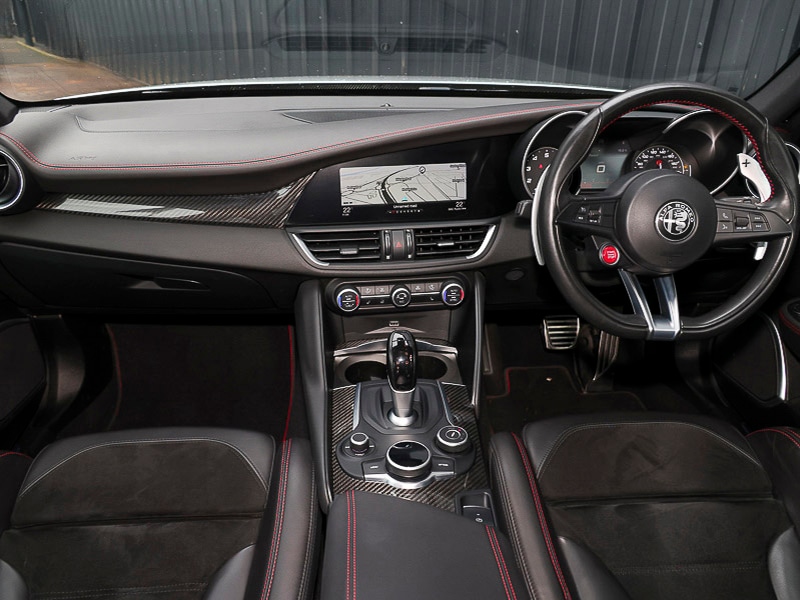 Used Alfa Romeo Giulia 2020 for sale - 76543950: Photo 2