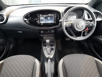 Used Toyota Aygo X 2023 for sale - 79501277: Photo
