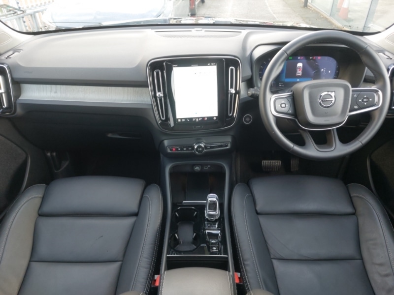 Used Volvo XC40 2024 for sale - 77304559: Photo 2
