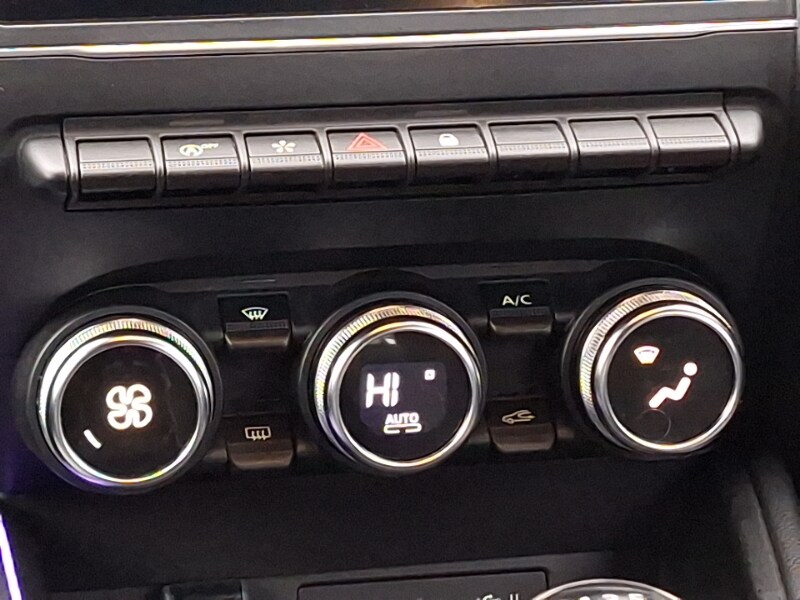 Used Renault Clio 2024 for sale - 77761905: Photo 11