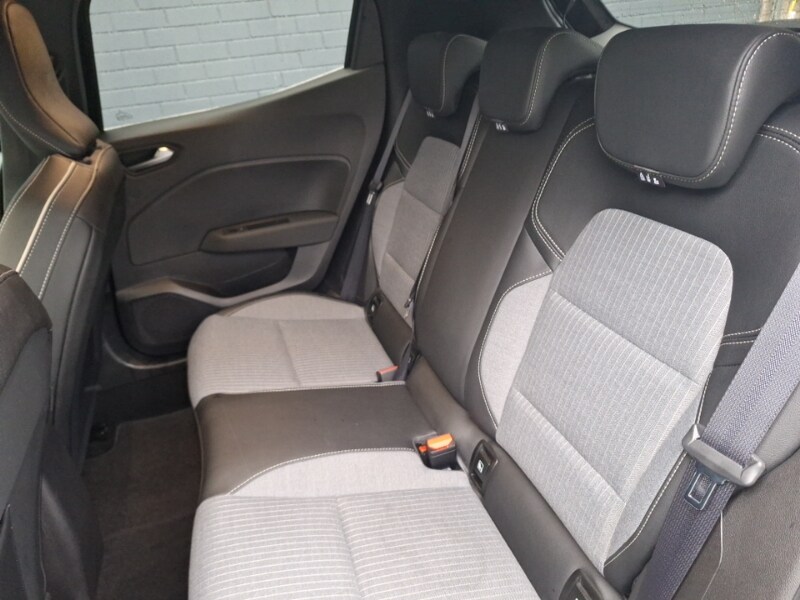 Used Renault Clio 2024 for sale - 77761905: Photo 6