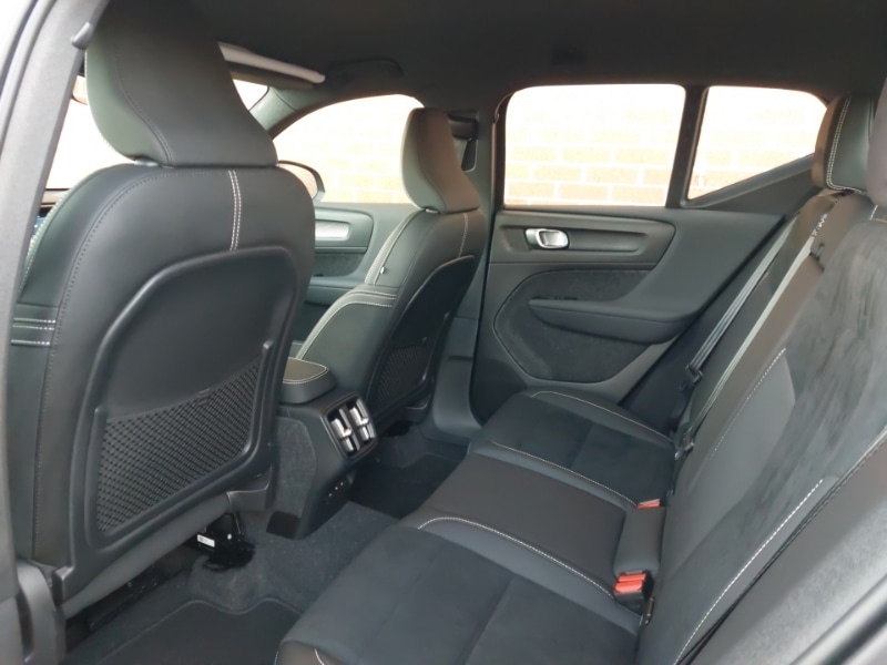 Used Volvo XC40 2024 for sale - 76407898: Photo 6