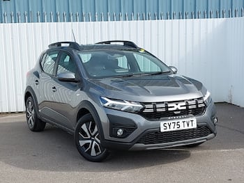 Used Dacia Sandero Stepway 2025 for sale - 79722192: Photo