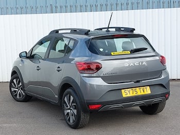 Used Dacia Sandero Stepway 2025 for sale - 79722192: Photo