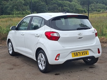 Used Hyundai i10 2022 for sale - 79315507: Photo