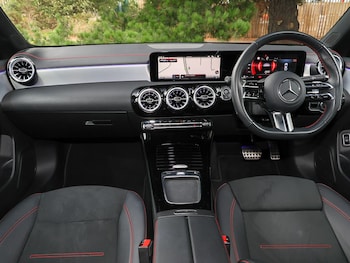 Used Mercedes-Benz CLA 2024 for sale - 76116047: Photo 2