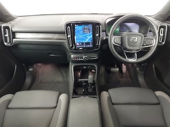 Used Volvo XC40 2023 for sale - 78861758: Photo