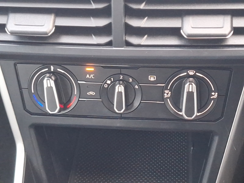 Used Volkswagen Polo 2023 for sale - 76560713: Photo 12