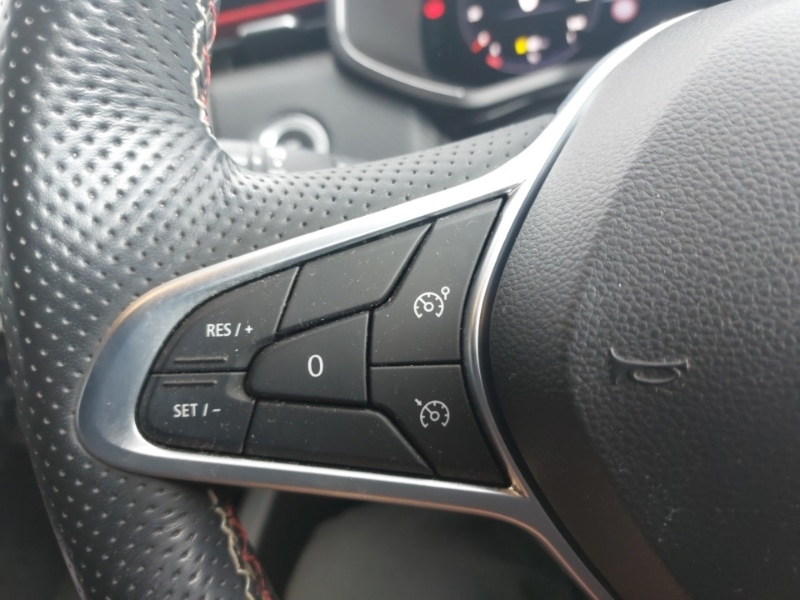 Used Renault Clio 2023 for sale - 78071621: Photo 12