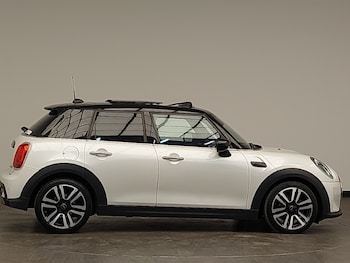 Used MINI Hatch 2023 for sale - 78600263: Photo