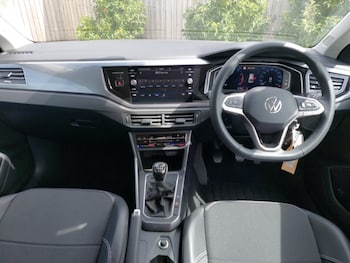 Used Volkswagen Taigo 2024 for sale - 76778776: Photo