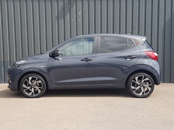 Used Hyundai i10 2023 for sale - 78694783: Photo