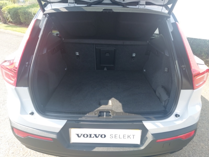 Used Volvo XC40 2021 for sale - 76475672: Photo 8