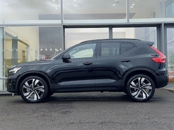 Used Volvo XC40 2025 for sale - 76920899: Photo