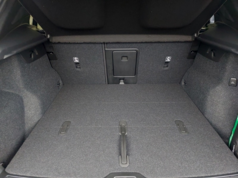 Used Volvo XC40 2025 for sale - 76920899: Photo 8