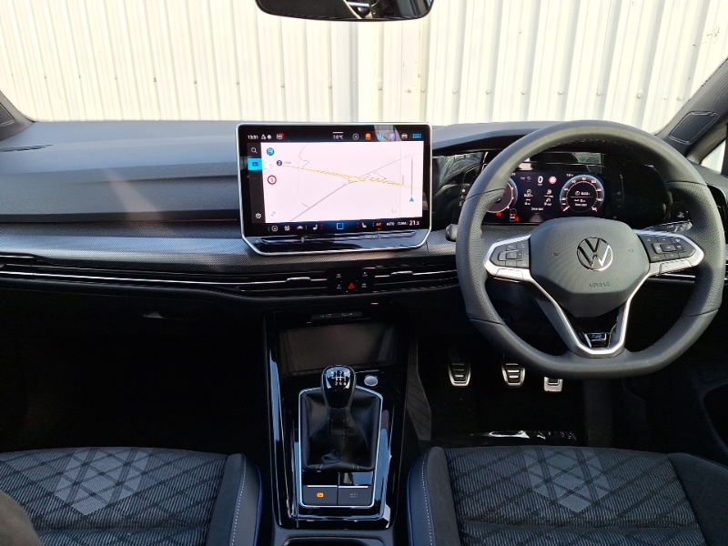 Used Volkswagen Golf 2025 for sale - 76912343: Photo 2