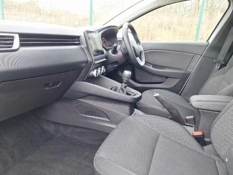 Used Renault Clio 2021 for sale - 77752579: Photo 5