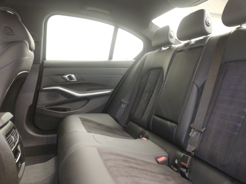 Used BMW 3 Series 2024 for sale - 76928734: Photo 6