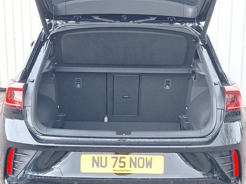 Used Volkswagen T-Roc 2025 for sale - 76465668: Photo 8