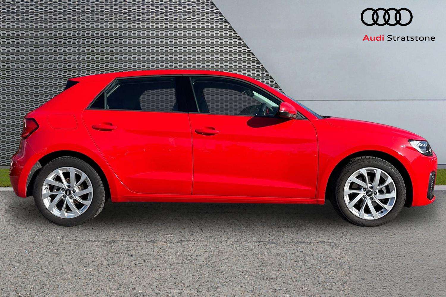 Used Audi A1 2023 for sale - 77756671: Photo 4