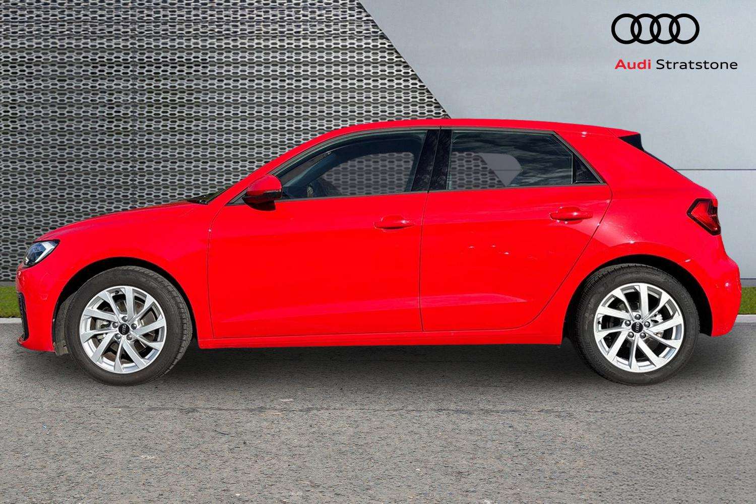 Used Audi A1 2023 for sale - 77756671: Photo 8