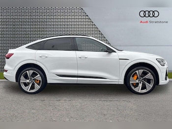 Used Audi e-tron 2022 for sale - 77178934: Photo