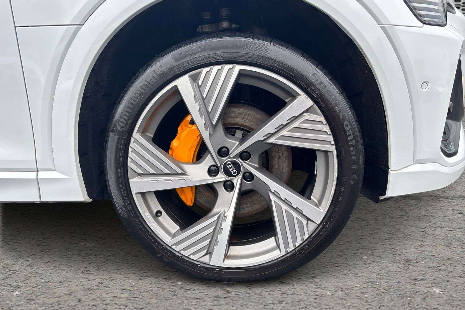 Used Audi e-tron 2022 for sale - 77178934: Photo 5