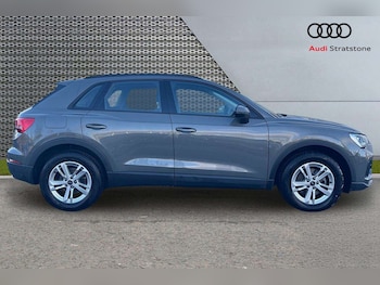 Used Audi Q3 2023 for sale - 77112492: Photo