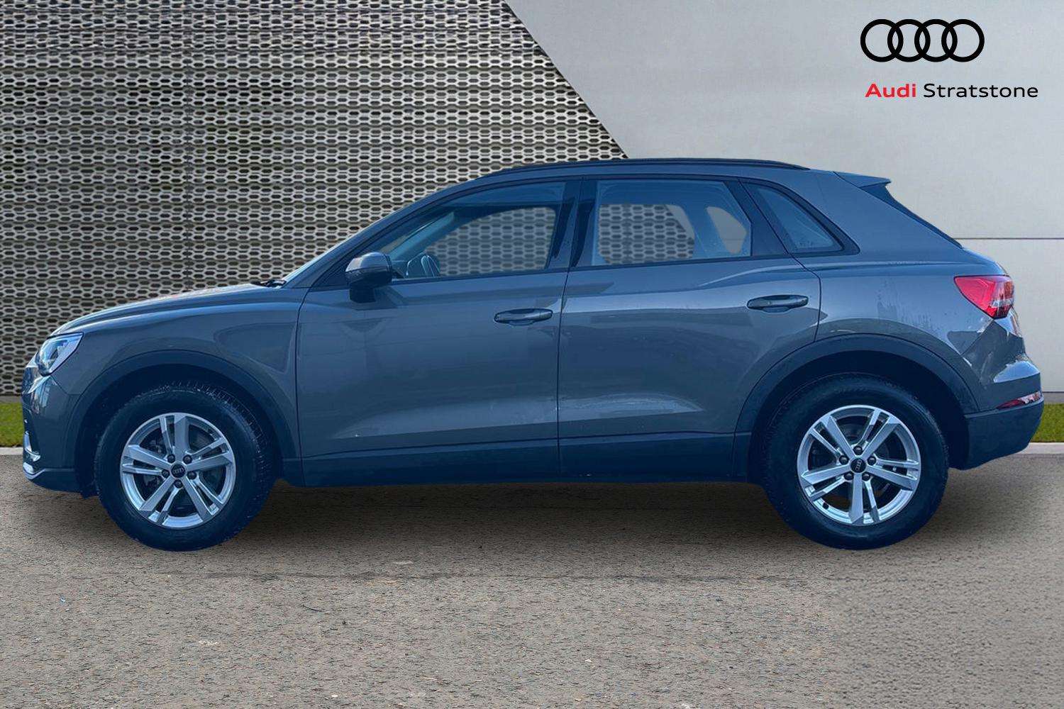 Used Audi Q3 2023 for sale - 77112492: Photo 8