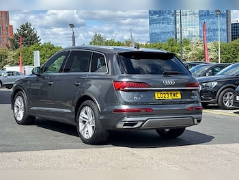 Used Audi Q7 2023 for sale - 78378721: Photo