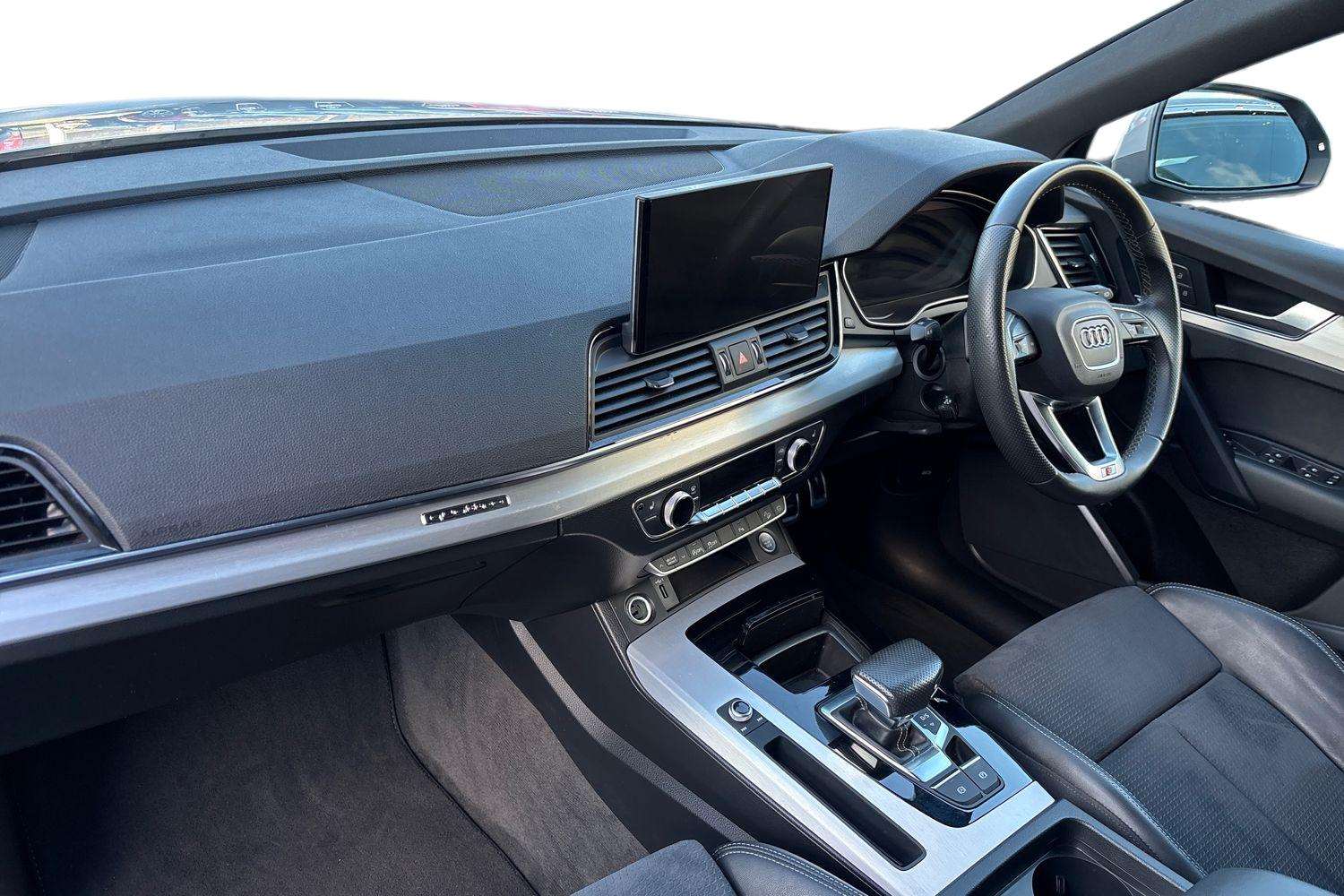 Used Audi Q5 2021 for sale - 76692081: Photo 2