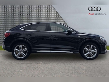 Used Audi Q3 2023 for sale - 79604227: Photo