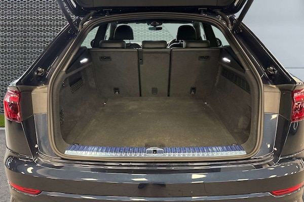 Used Audi Q8 2025 for sale - 76141857: Photo 13