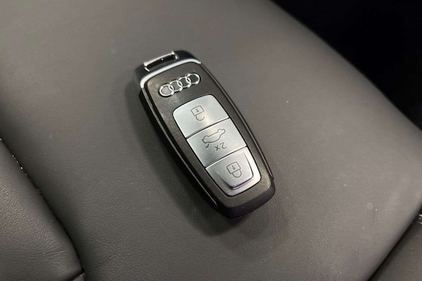 Used Audi Q8 2025 for sale - 76141857: Photo 25
