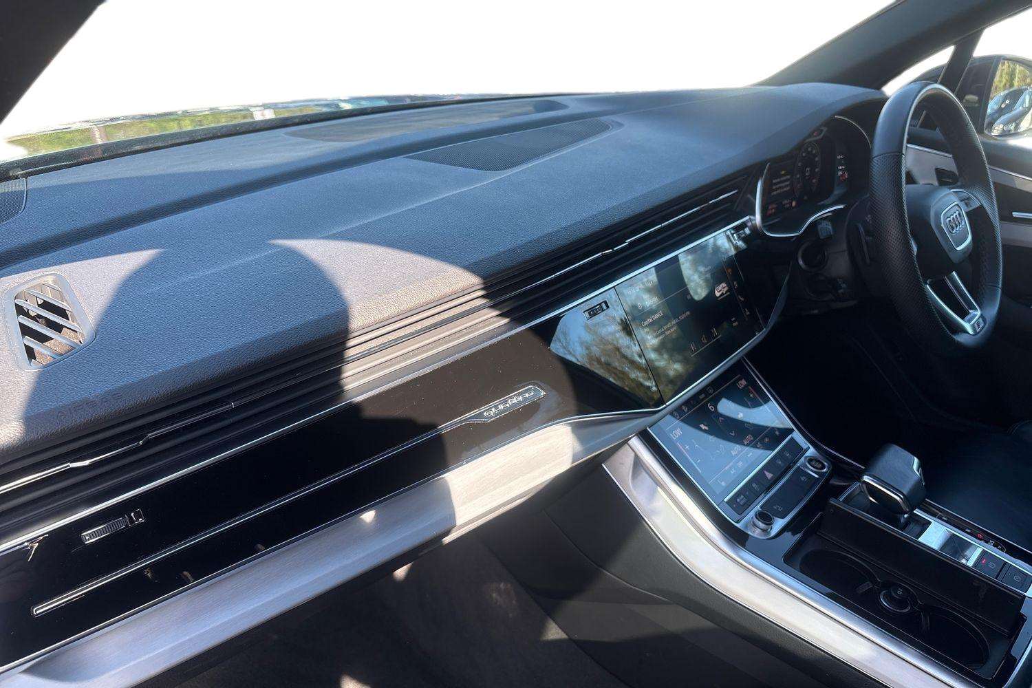 Used Audi Q7 2022 for sale - 78161279: Photo 2