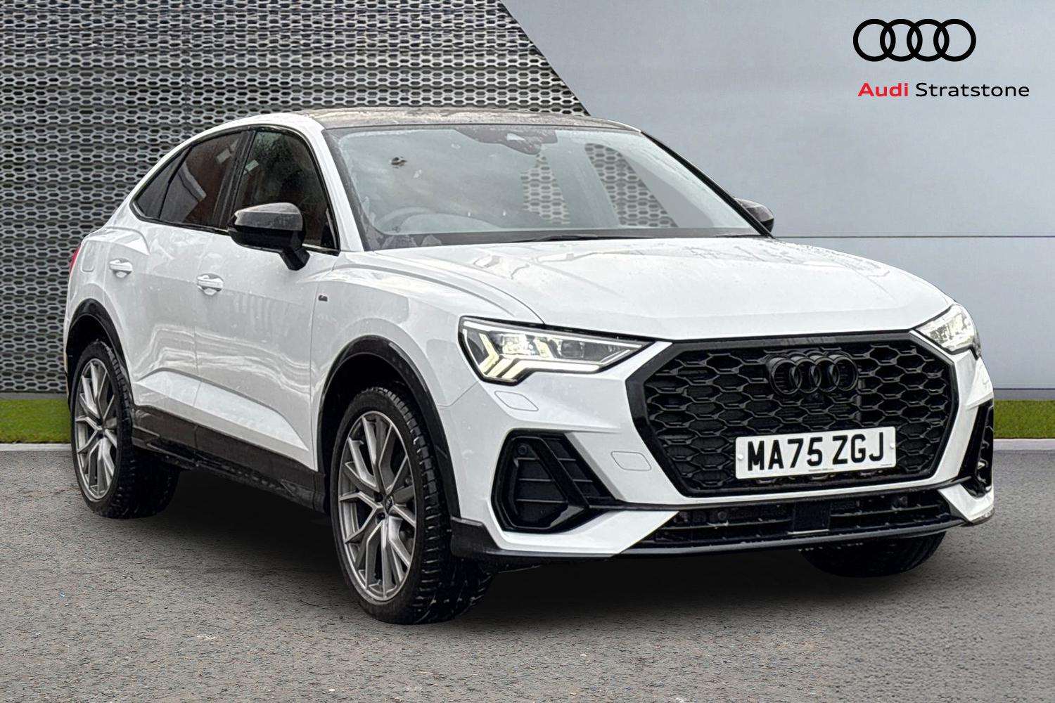 Used Audi Q3 2025 for sale - 76487976: Photo 1