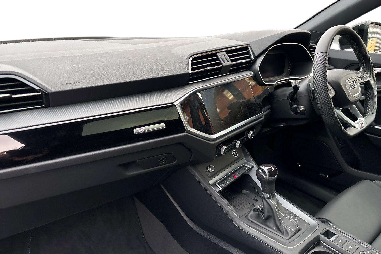 Used Audi Q3 2025 for sale - 76487976: Photo 2