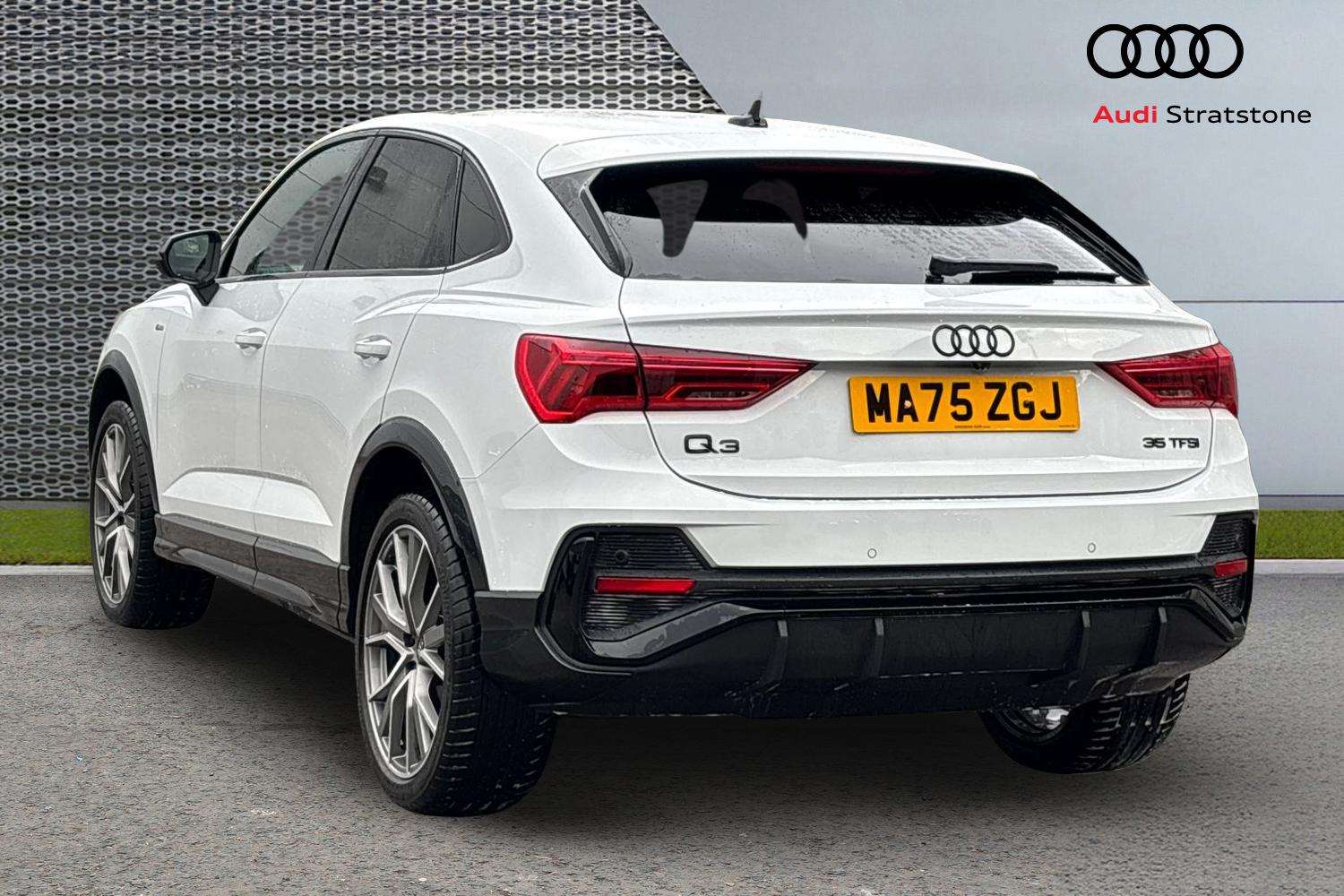 Used Audi Q3 2025 for sale - 76487976: Photo 3