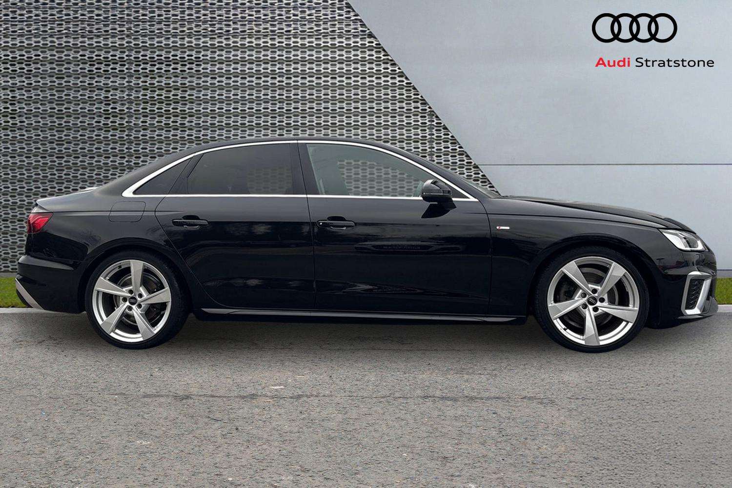 Used Audi A4 2022 for sale - 77068630: Photo 4