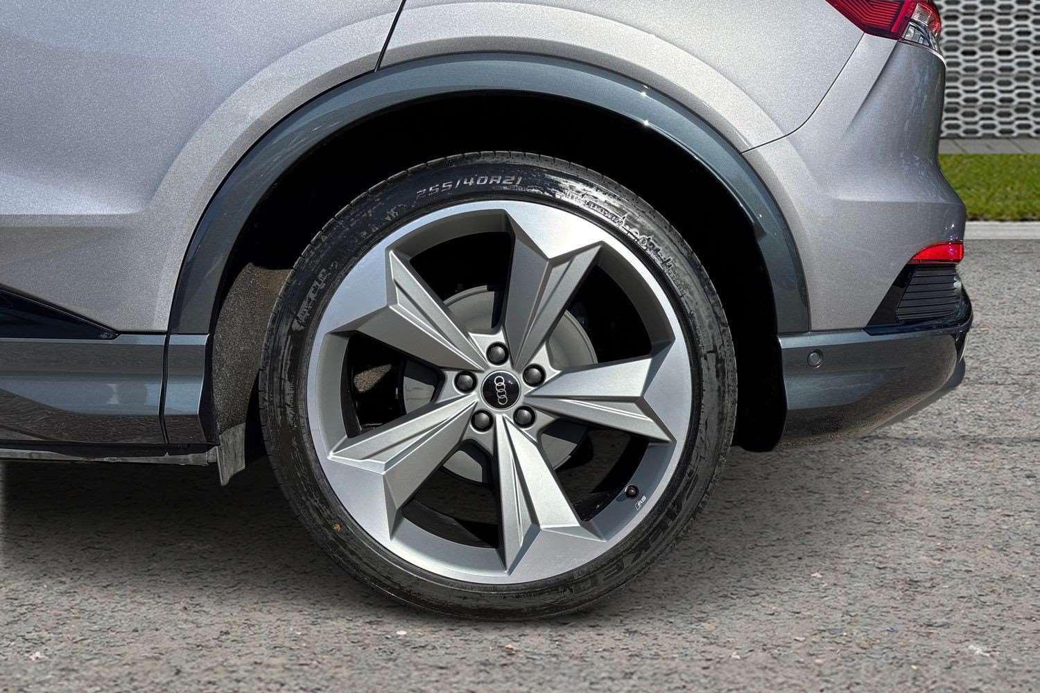 Used Audi Q4 e-tron 2025 for sale - 76063337: Photo 10