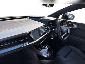 Used Audi Q4 e-tron 2025 for sale - 76063337: Photo 2
