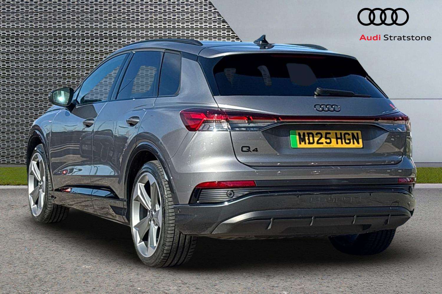 Used Audi Q4 e-tron 2025 for sale - 76063337: Photo 3