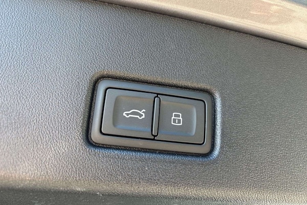 Used Audi Q4 e-tron 2025 for sale - 76063337: Photo 32