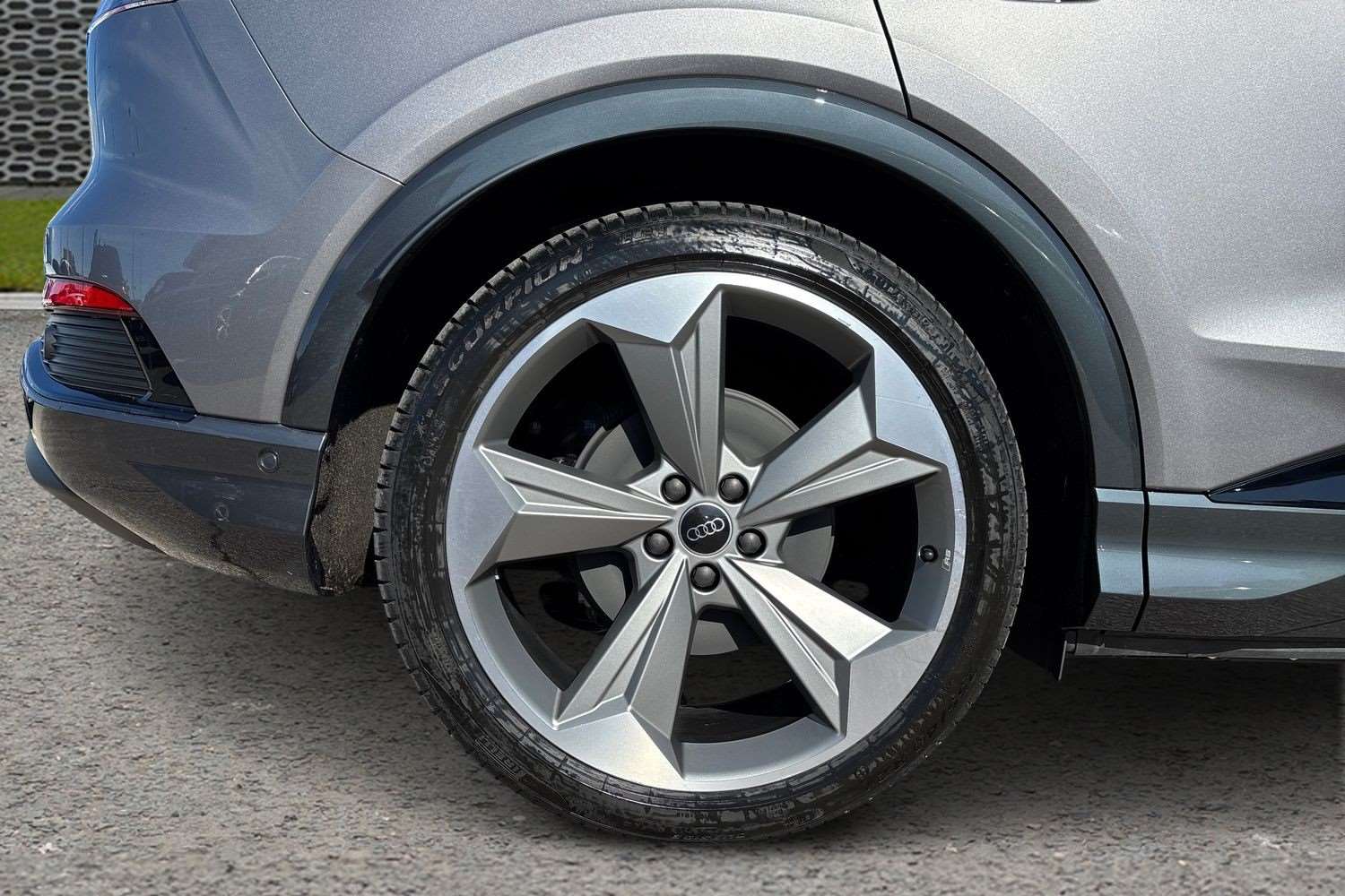 Used Audi Q4 e-tron 2025 for sale - 76063337: Photo 9