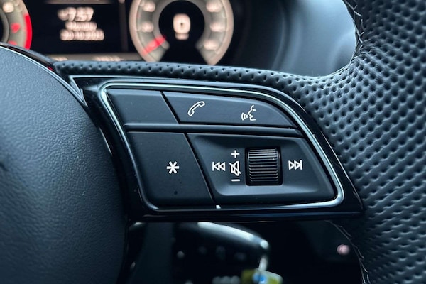 Used Audi Q2 2025 for sale - 76329180: Photo 17