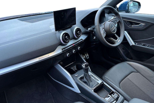 Used Audi Q2 2025 for sale - 76329180: Photo 2