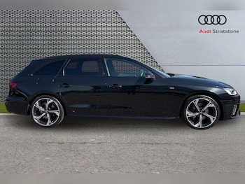Used Audi A4 2022 for sale - 78161206: Photo