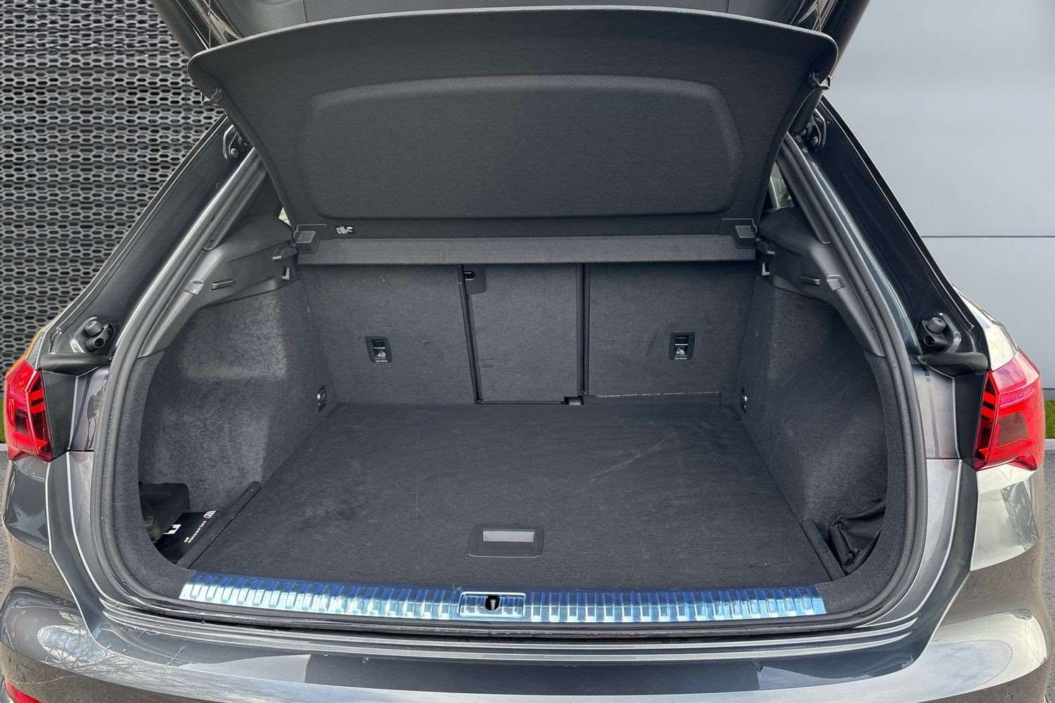 Used Audi Q3 2023 for sale - 78137504: Photo 13