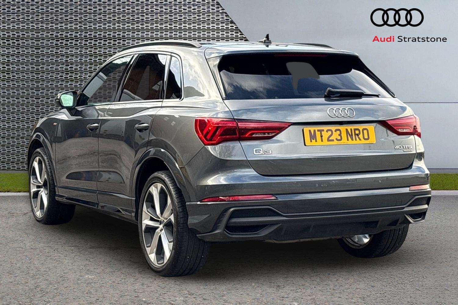 Used Audi Q3 2023 for sale - 78137504: Photo 3