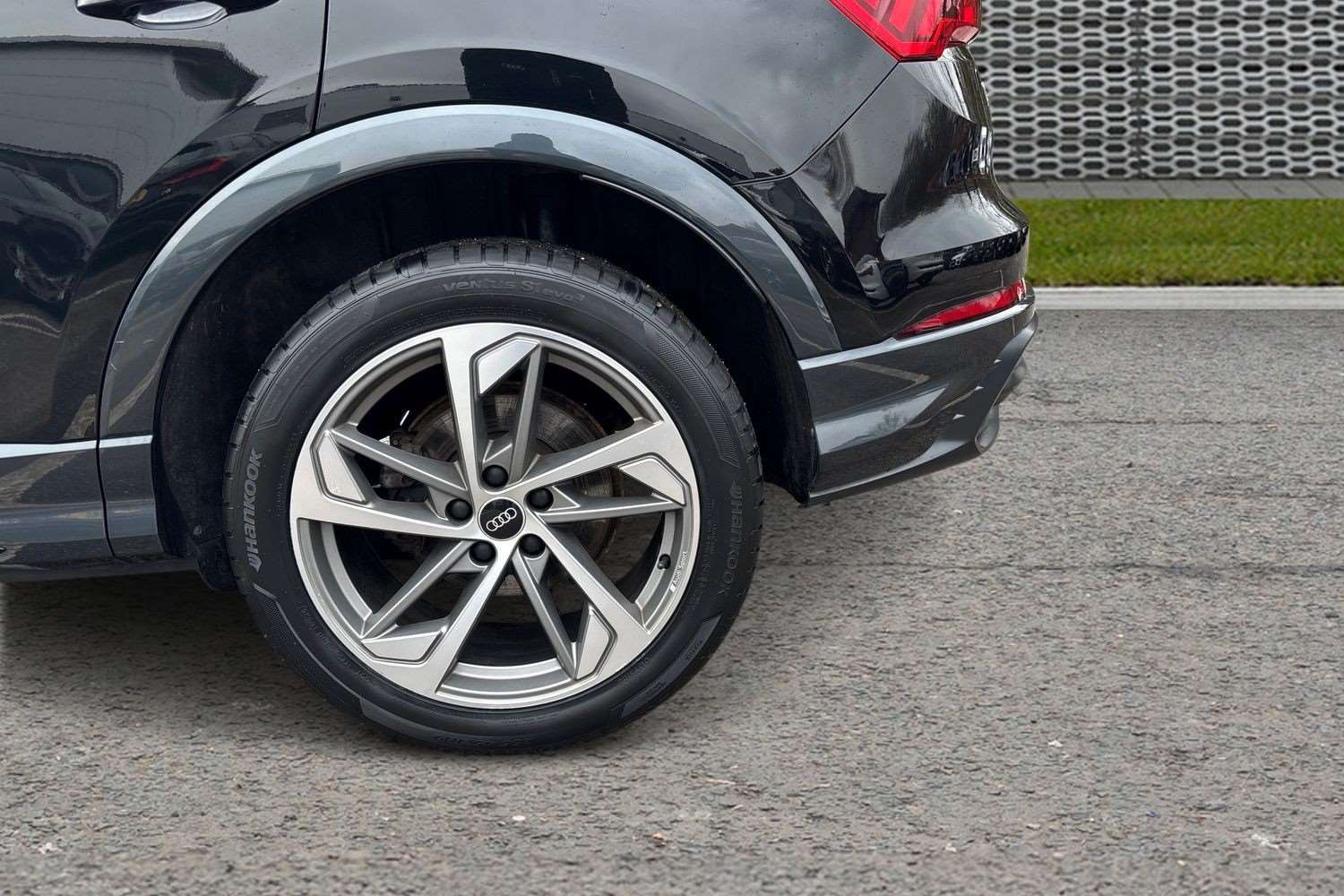 Used Audi Q3 2022 for sale - 77649053: Photo 10